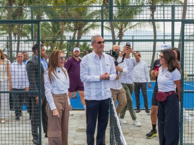 Abinader y Carolina Mejía inauguran el Malecón Deportivo de Santo Domingo; un nuevo polo urbano y deportivo frente al mar