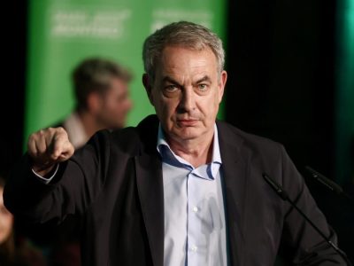El seguimiento del oro venezolano y un chat interceptado salpican a Zapatero en una red financiera internacional