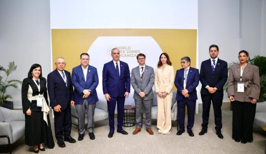 Gobierno y DP World anuncian inversión de US$100 millones para modernizar zonas francas