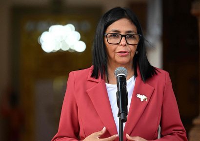 Delcy Rodríguez exige sancionar a jueces que cobran por la amnistía en Venezuela