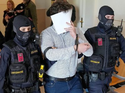 Austria condena a 15 años a joven por planear atentado en concierto de Taylor Swift
