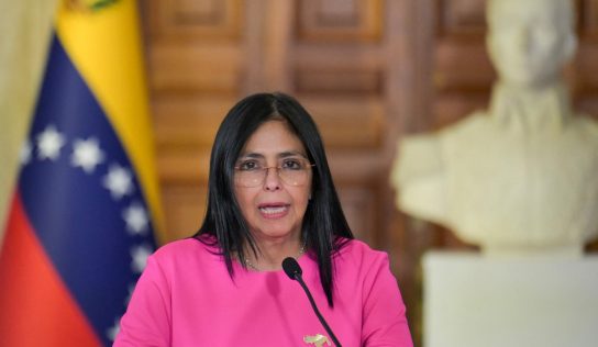 Delcy Rodríguez inicia segunda etapa de caminata contra sanciones
