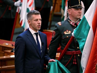 Hungría inicia una nueva era con Péter Magyar como primer ministro