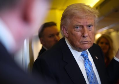 Trump acusa a la prensa y a los demócratas de “haber perdido la razón” por su postura sobre Irán