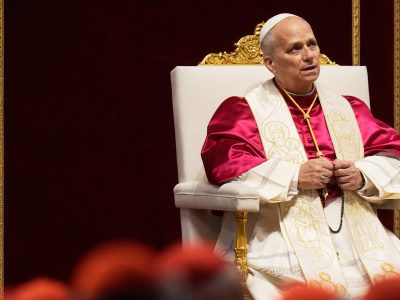 El Vaticano defiende al papa León XIV tras nuevas críticas de Trump