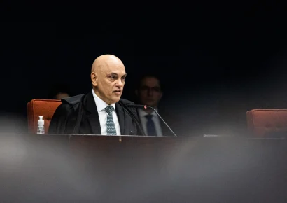 La Corte Suprema de Brasil suspende la ley que podría reducir penas de golpistas, incluido Bolsonaro