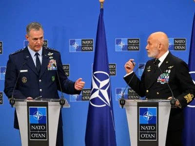 OTAN debate futuro de tropas de EE.UU. en Europa