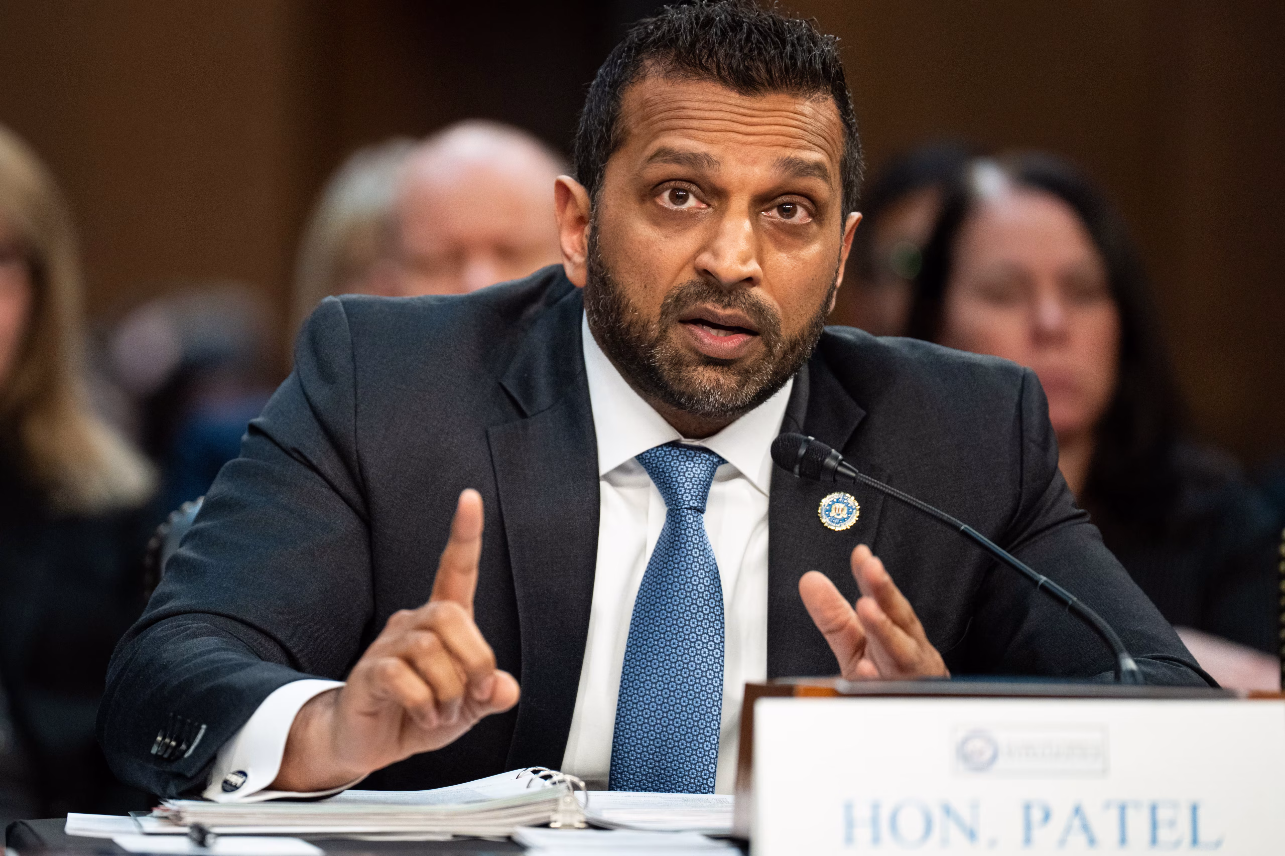 El director del FBI defiende su gestión ante el Senado frente a acusaciones de consumo de alcohol