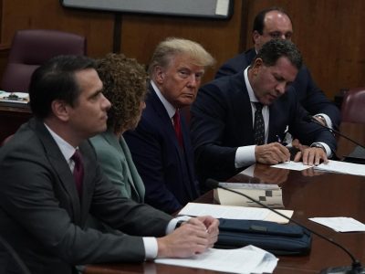 Tribunal permite a Trump retrasar pago a Carroll