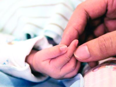 Salud reporta reducción de 42% en muertes maternas y 12% en infantiles