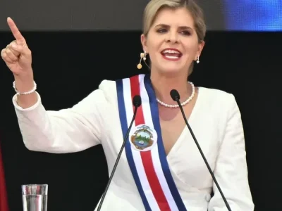 Laura Fernández Delgado asume la presidencia de Costa Rica y marca un hecho histórico para el país