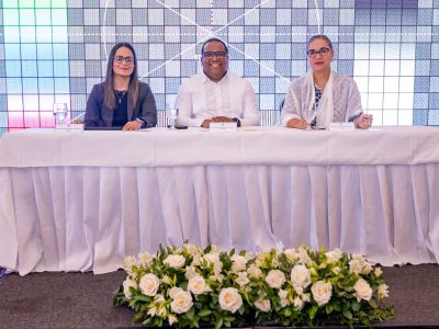 Ministerio de Medio Ambiente impulsa eficiencia energética y protección de la capa de ozono en seminario público