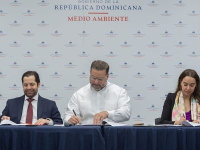 Medio Ambiente, Superintendencia del Mercado de Valores e IFC firman acuerdo para implementar la Taxonomía Verde en RD
