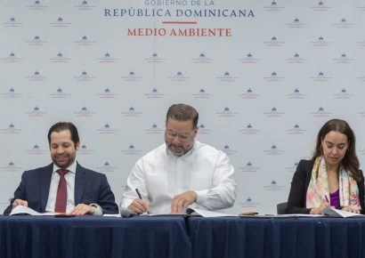 Medio Ambiente, Superintendencia del Mercado de Valores e IFC firman acuerdo para implementar la Taxonomía Verde en RD