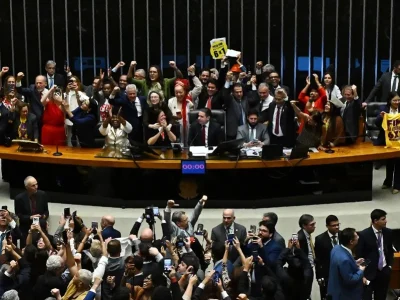 Brasil aprueba reforma para reducir la jornada laboral a 40 horas semanales