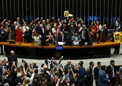Brasil aprueba reforma para reducir la jornada laboral a 40 horas semanales