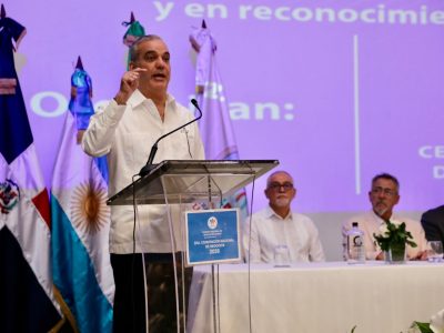 Abinader llama al consenso nacional