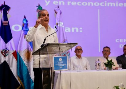 Abinader llama al consenso nacional