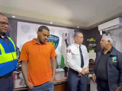 Se entrega «Cambumbito» en sede de la Policía Nacional