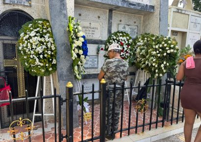 Cementerios del DN se llenan en Día de las Madres