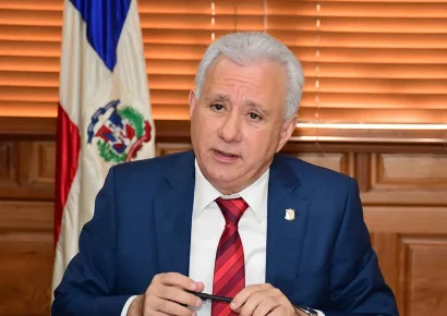Antonio Taveras renuncia al PRM y se declara independiente