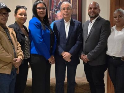 Danilo Medina juramenta retorno de exdirigentes al PLD