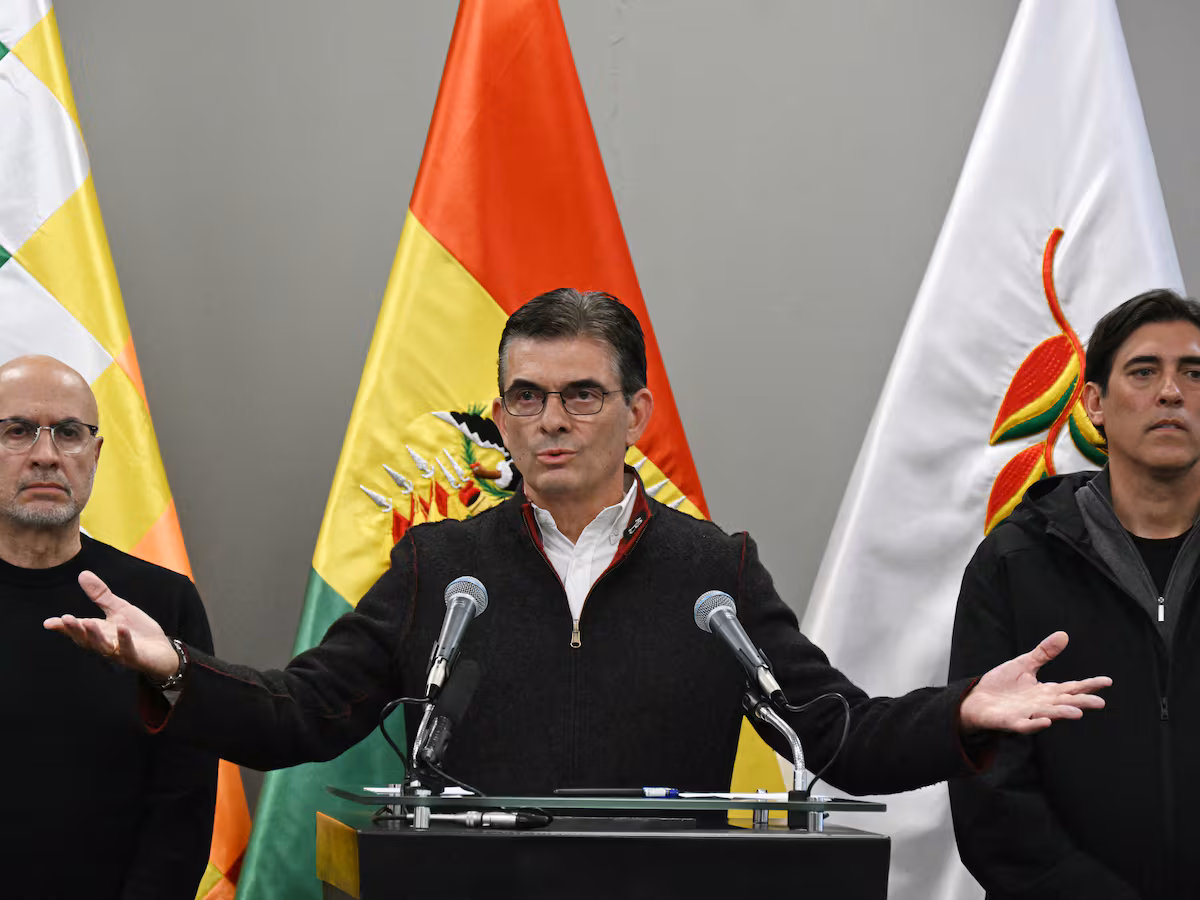 Crisis en Bolivia se agrava entre protestas, tensión diplomática y respaldo internacional