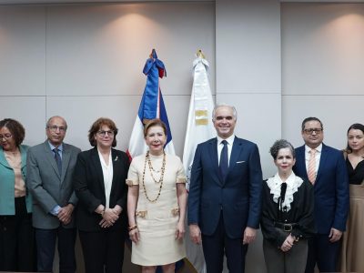 Minerd y Sur Futuro sellan alianza para reforzar educación en valores y desarrollo sostenible