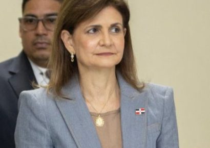 Vicepresidenta Raquel Peña admite fallas en el sistema de protección a mujeres tras feminicidios