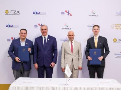 Gobierno y Organización Mundial de Zonas Francas firman memorando para fortalecer cooperación y promover inversiones
