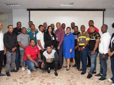 Energía y Minas crea el primer equipo de inspectores de seguridad de la mina de larimar