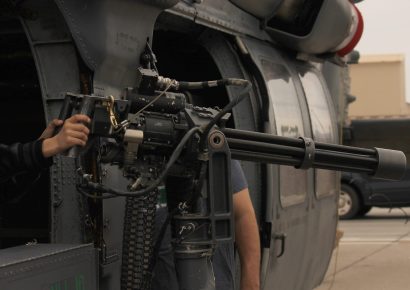 Israel intercepta dron iraní con ametralladora desde helicóptero