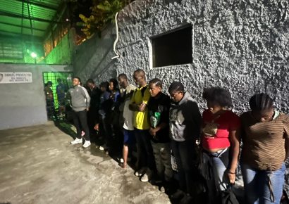 PN detuvo a hombre con 21 extranjeros irregulares en Mao