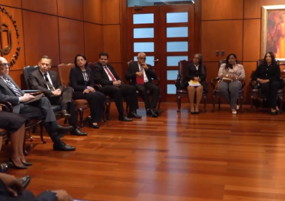 El presidente de la Suprema Corte de Justicia, Henry Molina, encabeza reunión con jueces por reclamos salariales y laborales