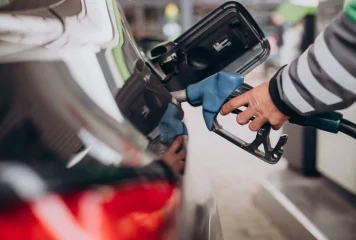 Gasolinas se disparan RD$7-RD$9 pese a millonario subsidio