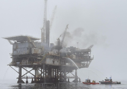 Explosión en plataforma petrolera frente a California