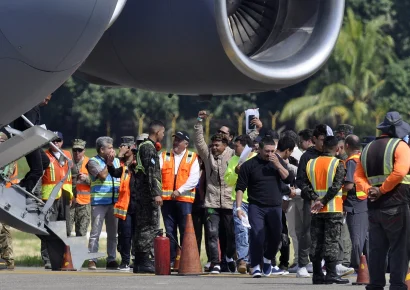 EE.UU. deporta 76 migrantes irregulares hacia Cuba