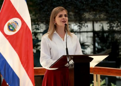 Presidenta de Costa Rica descarta viajar a la Asamblea de la OEA en Panamá por prioridades internas