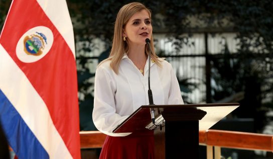 Presidenta de Costa Rica descarta viajar a la Asamblea de la OEA en Panamá por prioridades internas