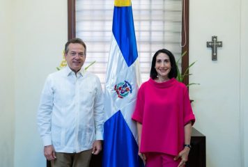 Raquel Arbaje aborda programas sociales y bienestar en RD