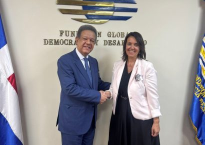 Leonel Fernández recibe a embajadora de Turquía en Funglode y promueven cooperación bilateral