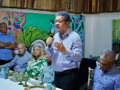 Leonel Fernández acusa al PRM de «tramposo» en Barahona