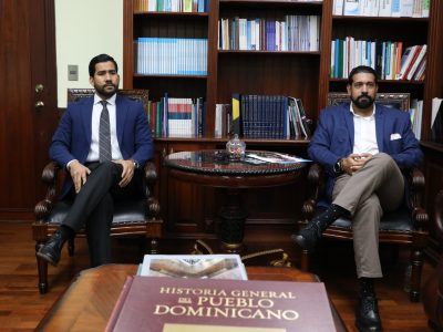 Mescyt aclara dichos de Abinader sobre becas internacionales