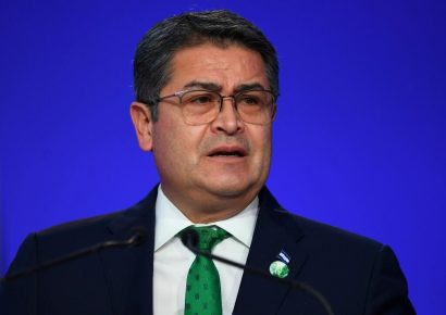 Juan Orlando Hernández niega acuerdos con Trump por indulto