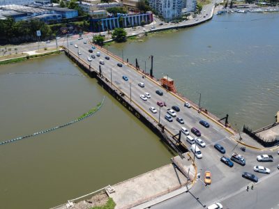 El puente flotante será cerrado por 2 horas este sábado para permitir el paso de una embarcación