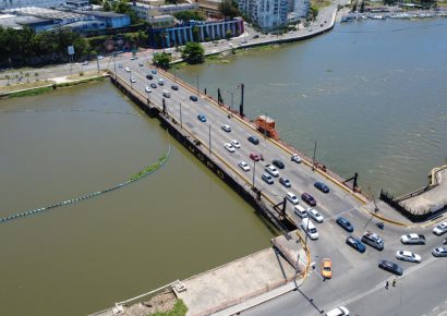 El puente flotante será cerrado por 2 horas este sábado para permitir el paso de una embarcación