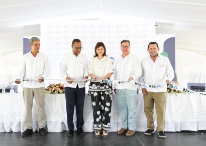 Raquel Peña inaugura complejo de innovación avícola
