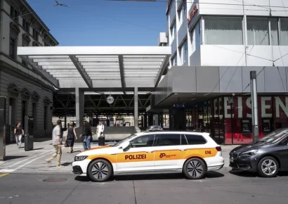 Tres personas resultan heridas en agresión con cuchillo en una estación de tren en Suiza