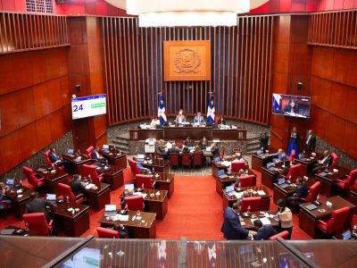 Senado aprueba en primera lectura ley de Fomento a la Inversión