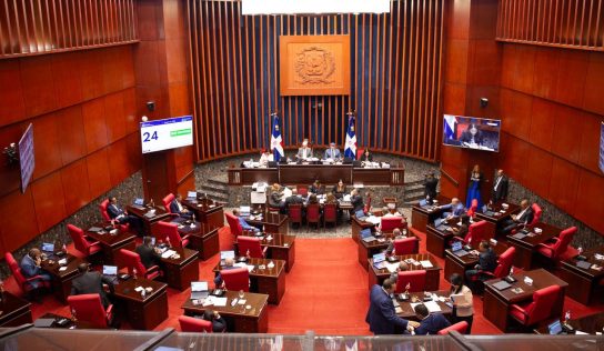 Senado aprueba en primera lectura ley de Fomento a la Inversión